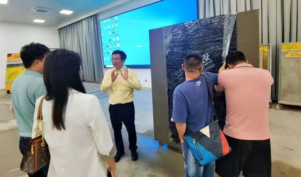 西牛皮防水（欽州）科技園迎來北海市民峰養(yǎng)殖有限公司、廣西合浦縣黑大帥養(yǎng)殖有限公司一行考察交流
